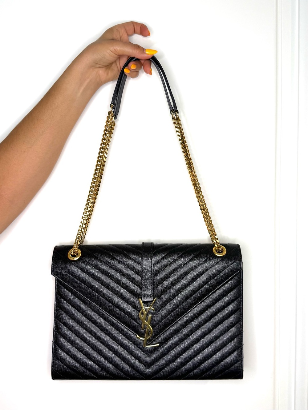 Saint Laurent Grain de Poudre Envelope Shoulder Bag